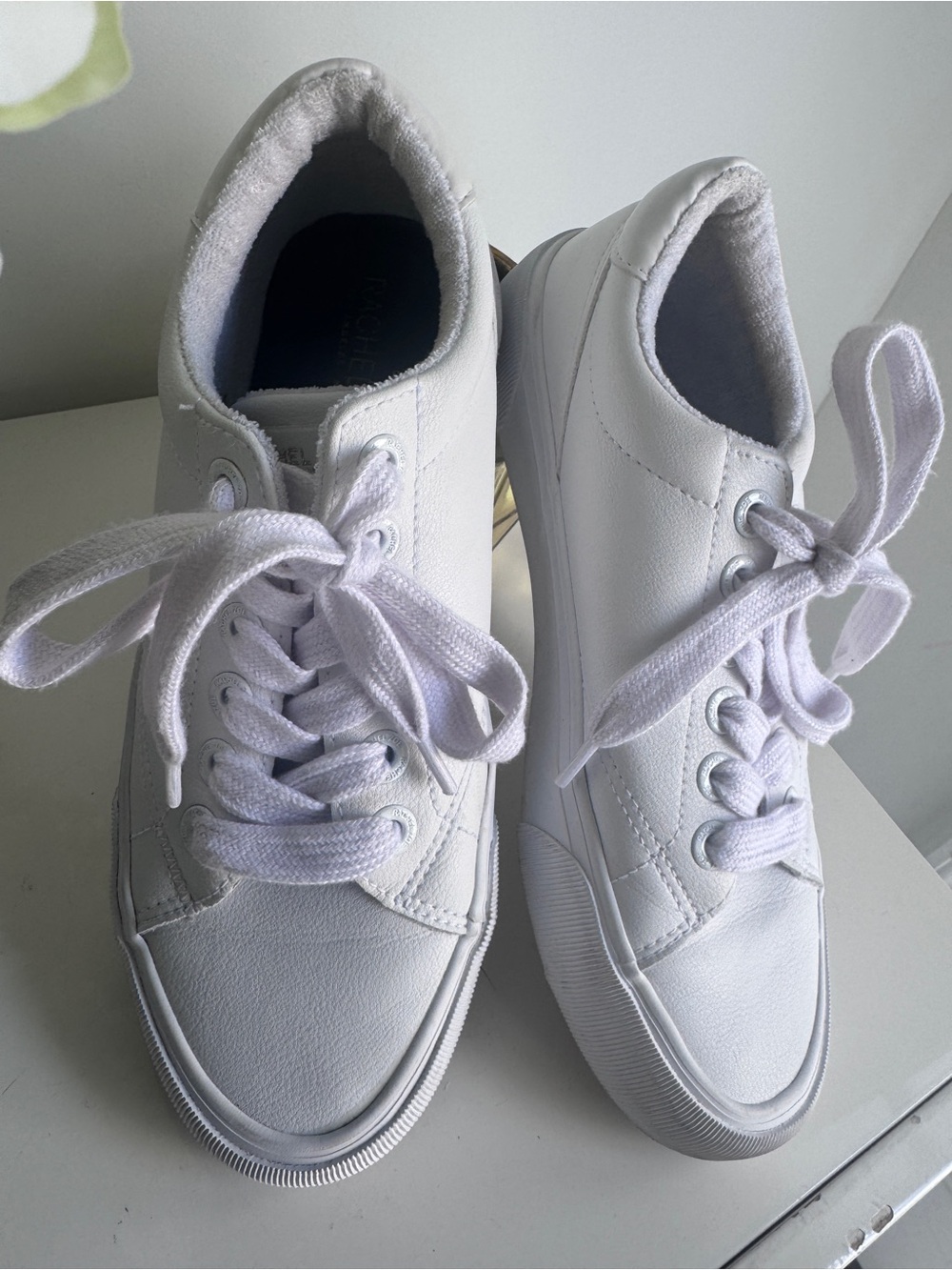 Rachel Zoe White Women's Low-Top Lace-Up Sneakers